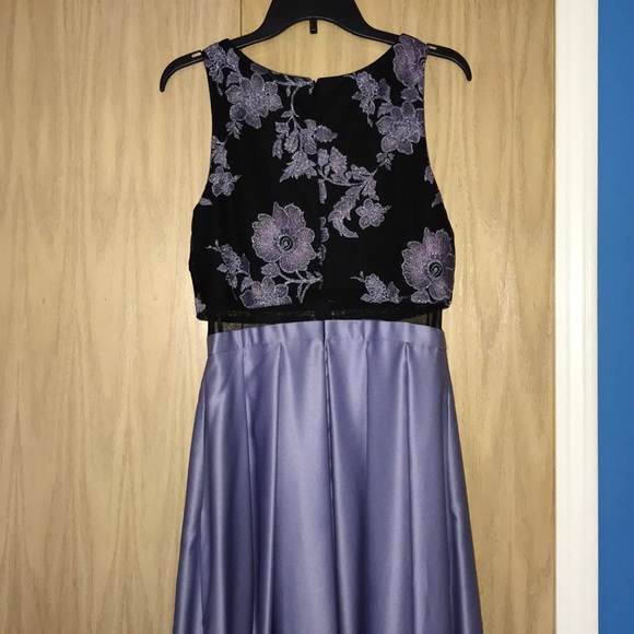 Long elegant dress- lavender color - Picture 2 of 5